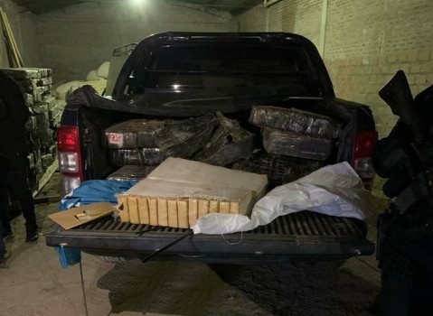 Tras una investigación federal, hallaron 2000 kilos de droga en un aserradero del barrio San Carlos