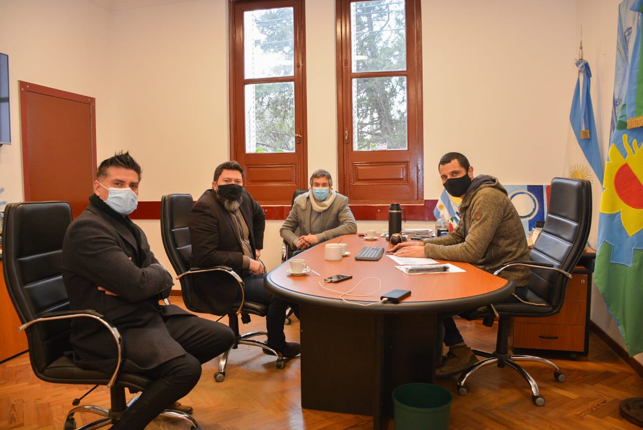 El Municipio y Educación nacional se reunieron para tratar la continuidad pedagógica