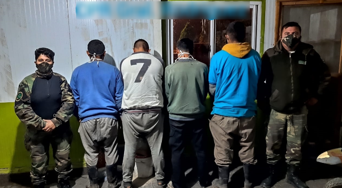 Aprehendieron a cuatro sujetos por intento de robo en una finca de Ruta 24