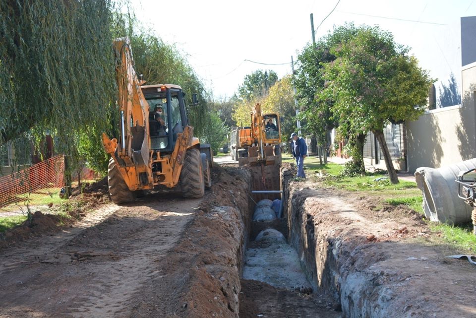 Anunciaron la inminente licitación e inicio de las obras pluviales en los barrios hacia el límite con Moreno