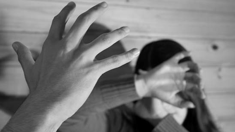 Otorgarán un subsidio a víctimas de violencia de género