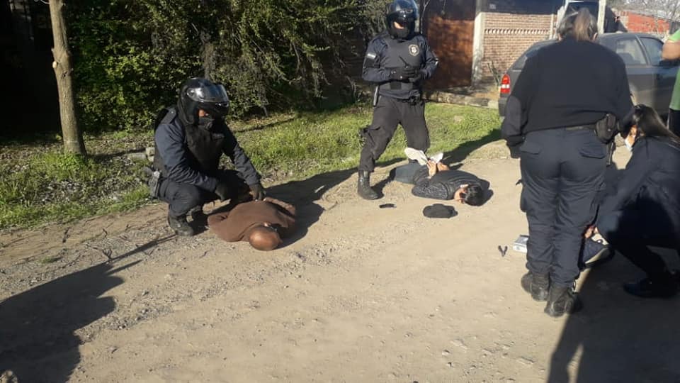 Detuvieron en Villa Vengochea a dos delincuentes que habían robado en San Miguel