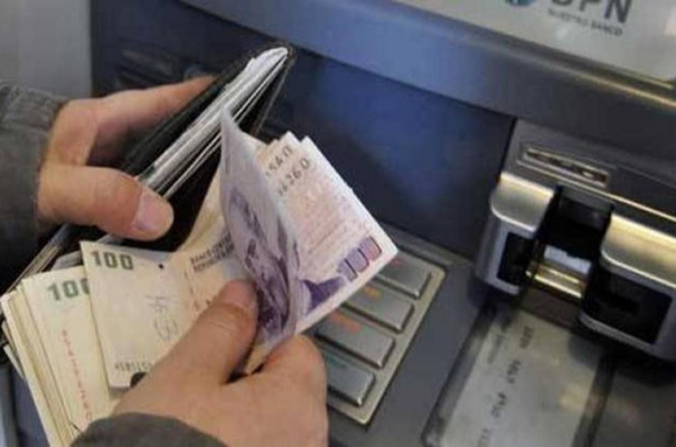 IFE: qué dijo la titular de ANSES sobre la futuro del bono de $10.000
