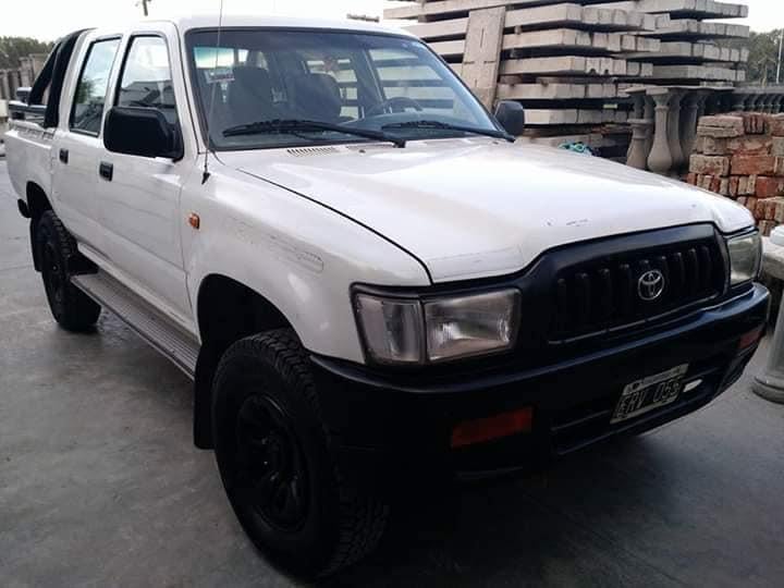 Le robaron la camioneta que dejó estacionada unos minutos en una esquina céntrica