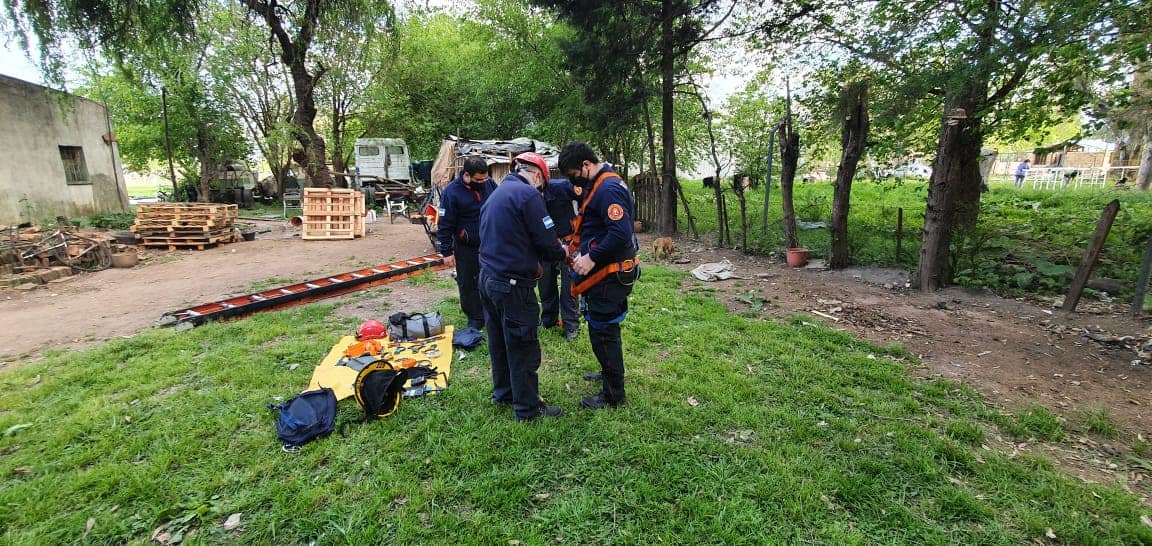 BOMBEROS RESCATE GATO 1