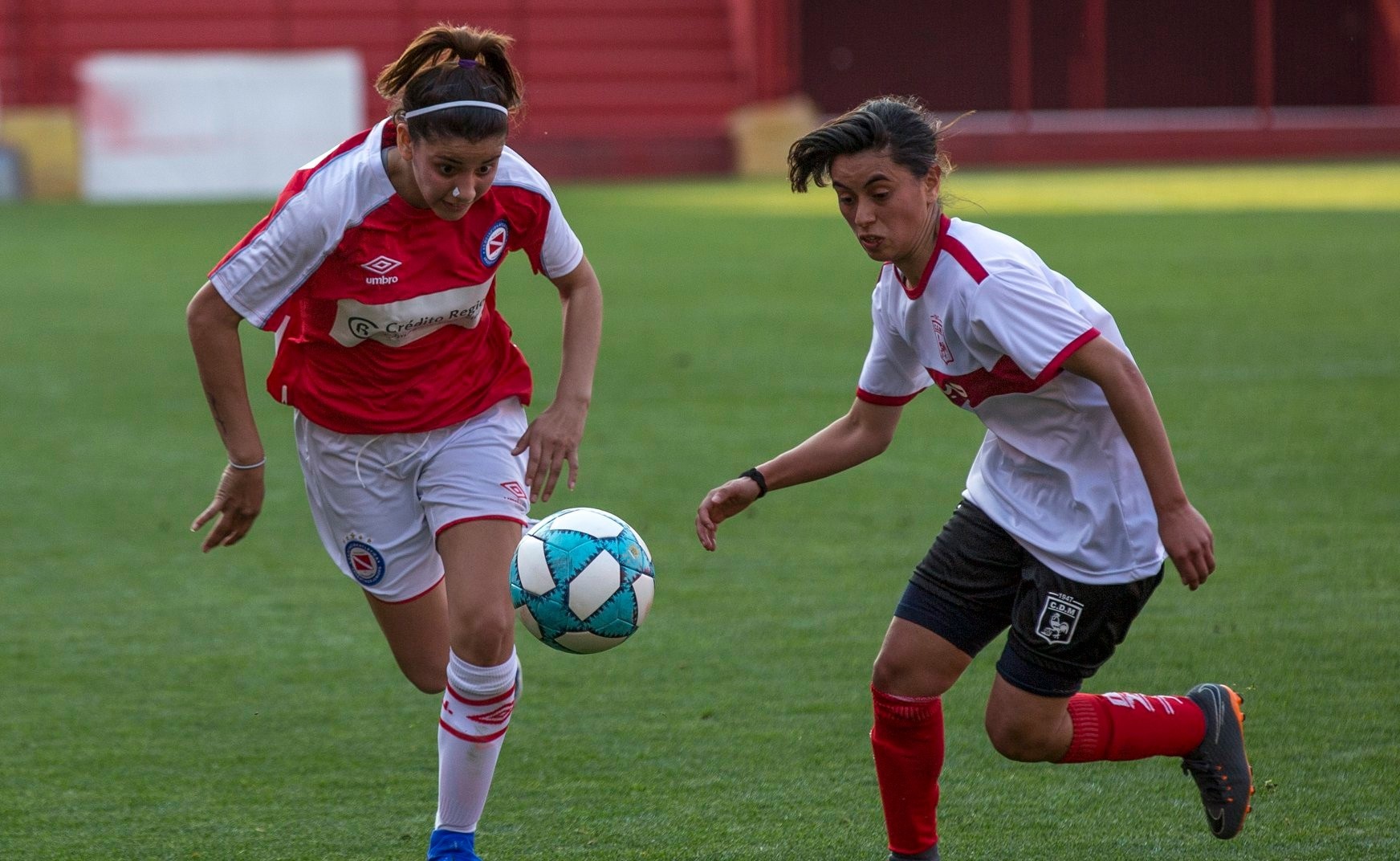La futbolista rodriguense Guadalupe Miño recibió un subsidio del Municipio
