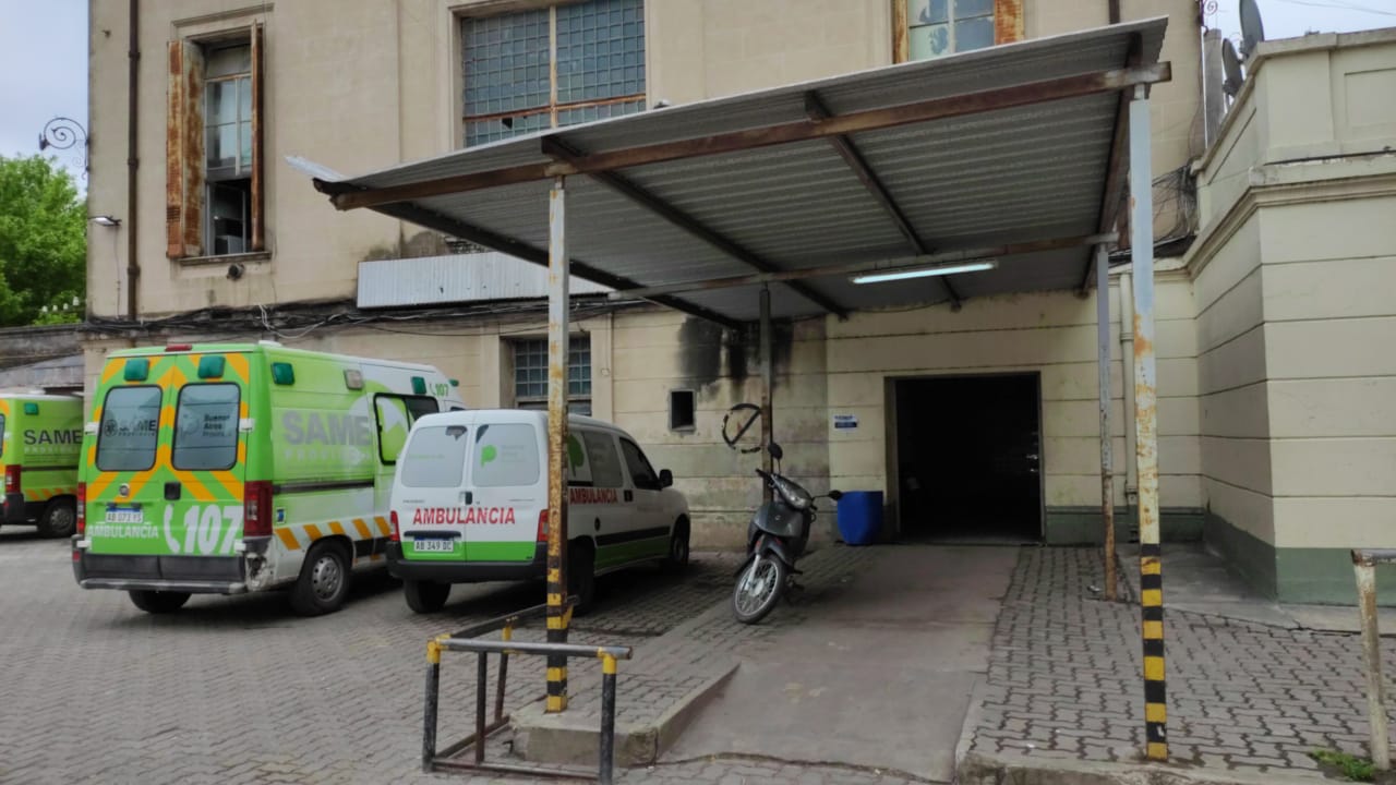 HOSPITAL VICENTE LOPEZ - PUERTA GUARDIA VIEJA