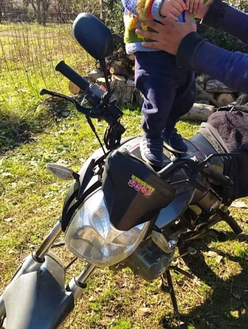 moto robada barrio bicentenario gr 3