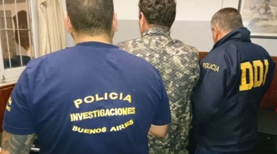 Detuvieron a un joven e imputaron a su padre, ambos por abuso de una nena de 10 años