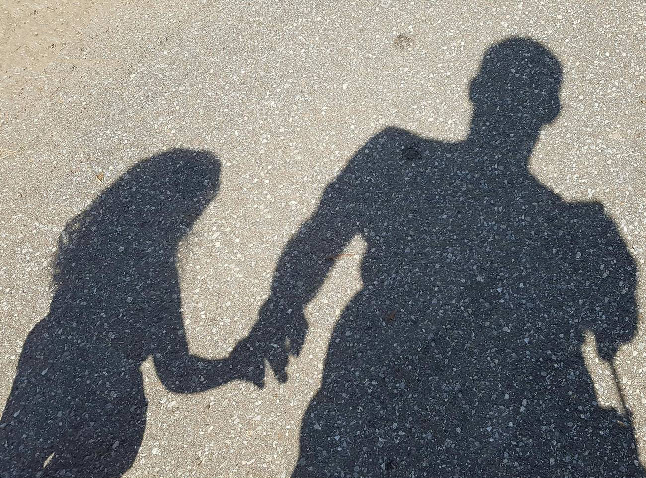 Mujer denuncia que su ex pareja le impide ver a su hija desde hace casi un año