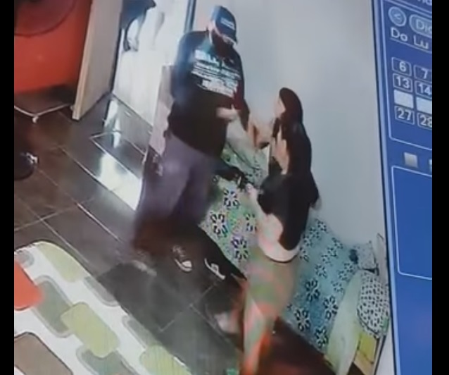 Video: delincuentes se colaron a una casa y ataron a dos jóvenes para robar