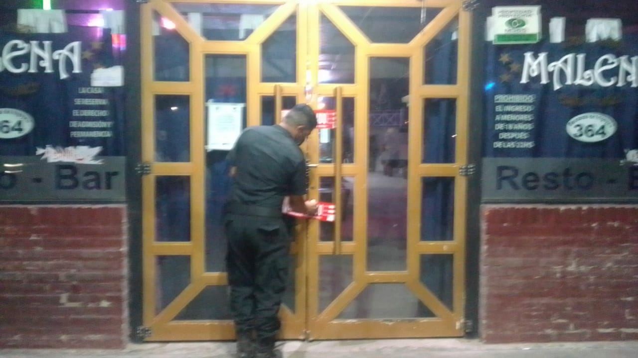 El bar "Malena" volvió a ser infraccionado por abrir pese a la clausura
