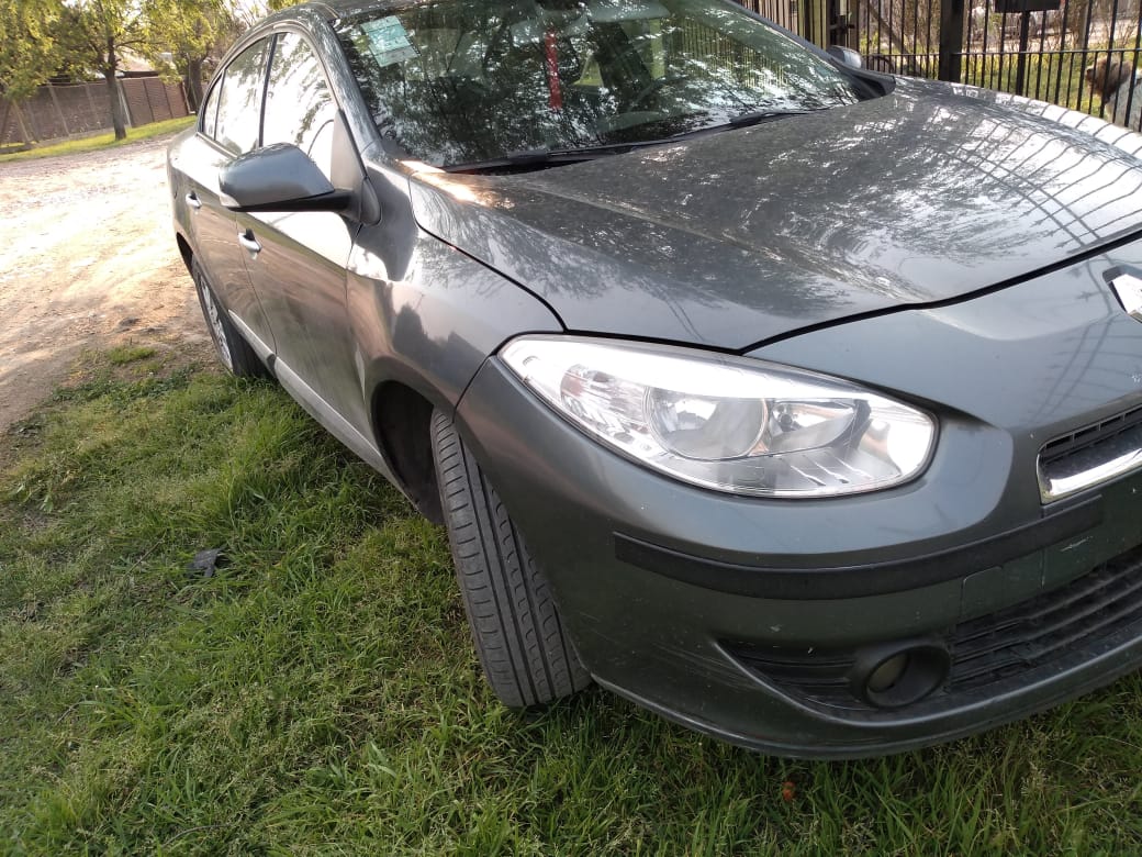 Temió por su vida al ser asaltada por dos delincuentes que le robaron el auto