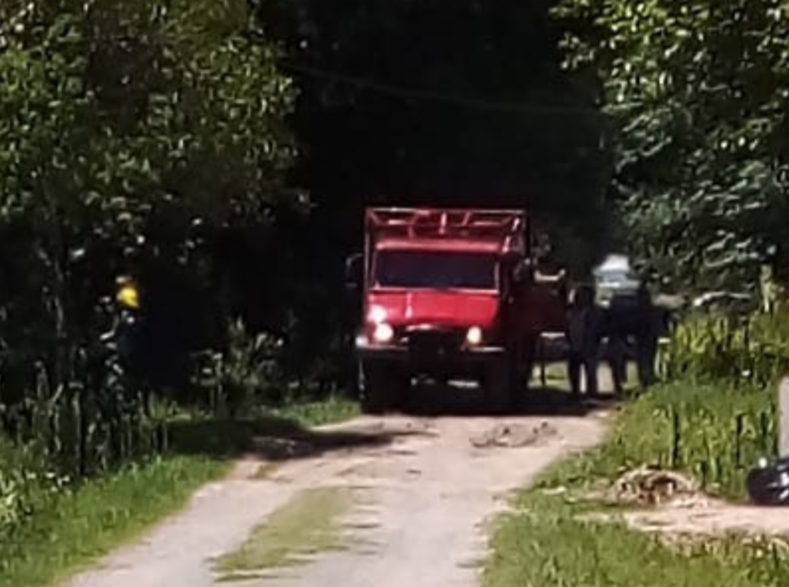 BOMBEROS INCENDIO PASTIZALES LOS AROMOS
