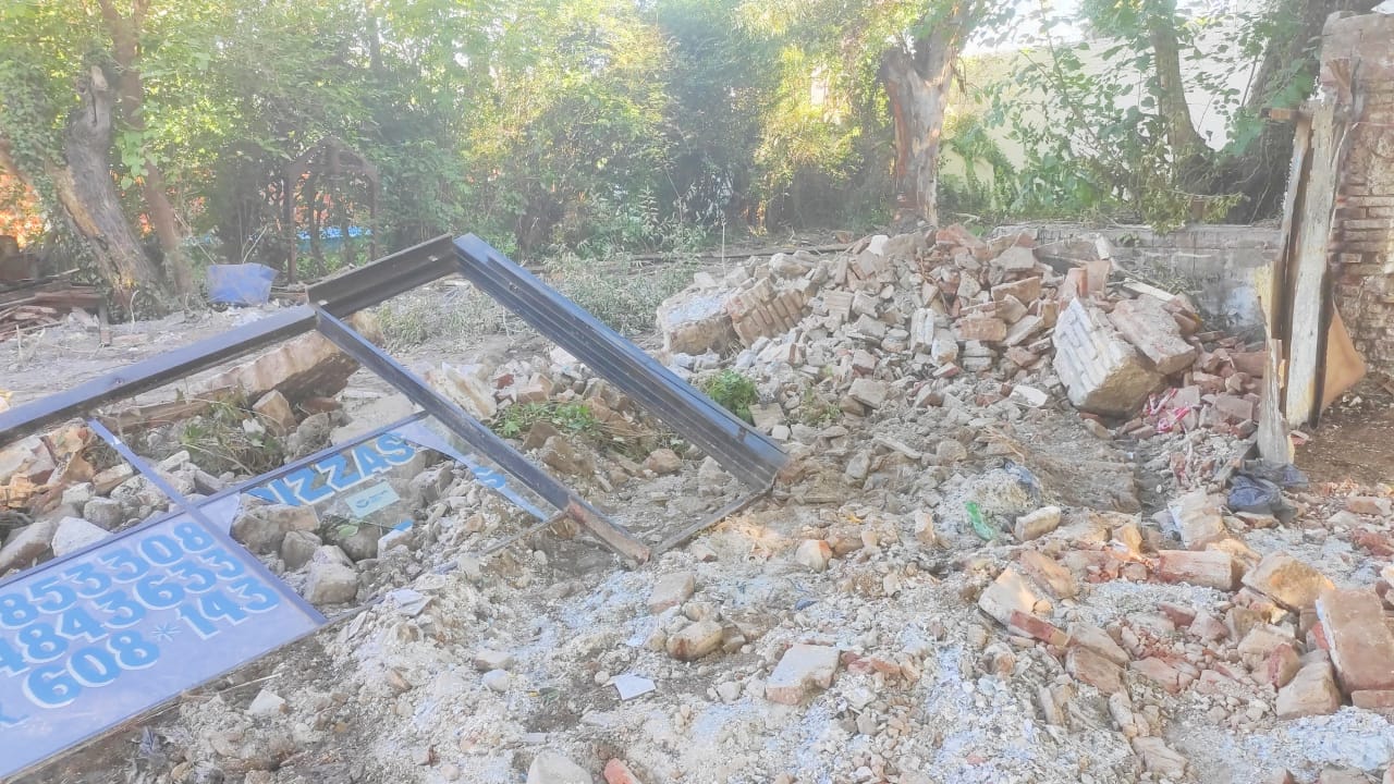DEMOLICION CASA HISTORICA GRAL RODRIGUEZ 8