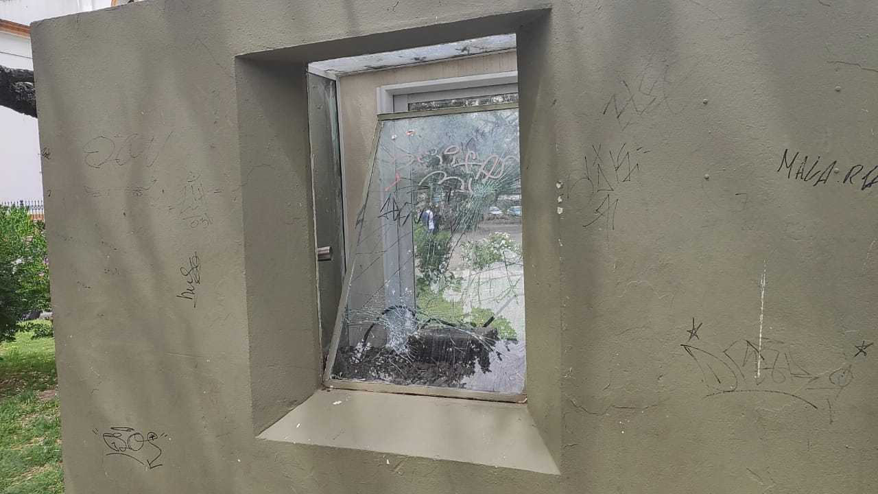 ROBO Y VANDALISMO PLAZA CENTRAL - ROBARON SAN FRANCISCO 1