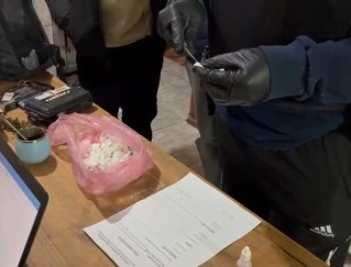 Siguen los allanamientos en b&uacute;nkers de drogas vinculados a "La Marcia", la l&iacute;der narco "planera"