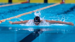 El Municipio invita a un Torneo Nocturno de Nataci&oacute;n en el Polideportivo: cu&aacute;ndo y c&oacute;mo anotarse