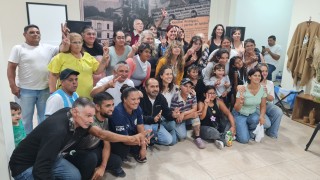 &ldquo;Mar&iacute;a intendenta&rdquo;: el canto que encendi&oacute; la interna peronista y el aval de un exintendente y de &lsquo;Peteco&rsquo; Carabajal a Gim&eacute;nez