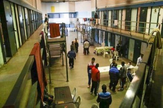 Las c&aacute;rceles bonaerenses y un proyecto que promete traer pol&eacute;mica