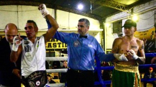 El "Maldito" Jara noqueó a su rival y consiguió un título sudamericano