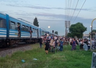 La incre&iacute;ble y desesperante situaci&oacute;n que vivi&oacute; un vecino rodriguense en un viaje del Tren Sarmiento
