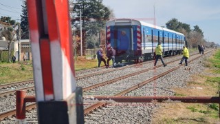 Se confirmó quién era la persona que murió tras ser arrollada por el tren en el Raffo