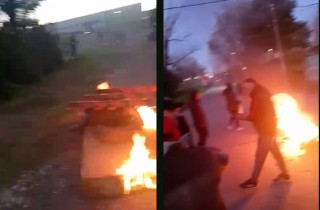 Escrache frente a la vivienda del acusado de abuso intrafamiliar