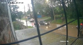 Video: intento de robo y tensi&oacute;n a plena luz del d&iacute;a