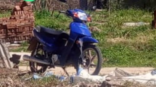 Le robaron el ciclomotor pese a que ten&iacute;a alarma activada y en pleno d&iacute;a