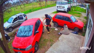 Hallan en General Rodr&iacute;guez el auto de una docente asaltada por falsos hinchas en una localidad vecina