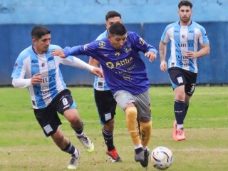 Alem apenas pudo sumar un empate ante Victoriano Arenas como local