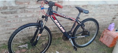 Le robaron la bicicleta desde adentro de la escuela y a tan solo dos cuadras de la Comisar&iacute;a 2&ordf;