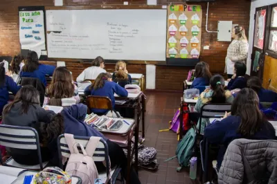 "Sin chicos rehenes": propusieron declarar como 'esencial' a la educaci&oacute;n en la Provincia