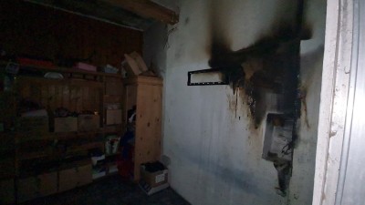 Se incendió una casa en barrio La Posta y una nena electrodependiente se encuentra en situación de urgencia