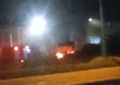 Preocupaci&oacute;n y sospechas tras incendiarse un cami&oacute;n en Los Aromos