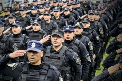 El gobierno bonaerense otorgar&aacute; un aumento salarial a la Polic&iacute;a: de cu&aacute;nto ser&aacute; y desde cu&aacute;ndo