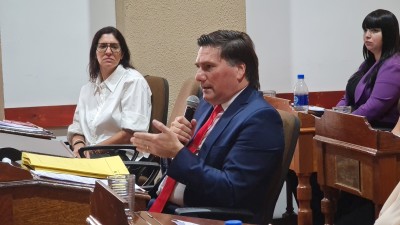 Darío Kubar cuestionó las juras y posteriores licencias en el oficialismo y la aprobación de la ordenanza fiscal e impositiva