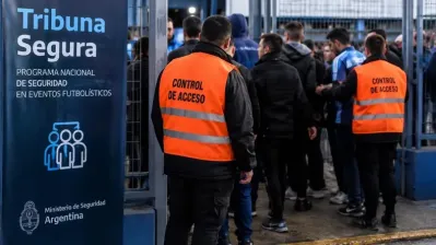 Los deudores alimentarios no podr&aacute;n ir a las canchas de f&uacute;tbol: c&oacute;mo impacta en suelo bonaerense