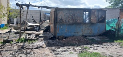 Madre soltera con cuatro hijos perdió todo tras un voraz incendio en su casa