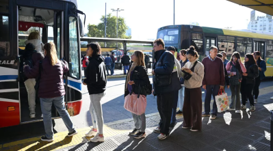 Otra vez las empresas de colectivos amenazan con volver a recortar frecuencias: por qu&eacute; el jueves ser&aacute; clave