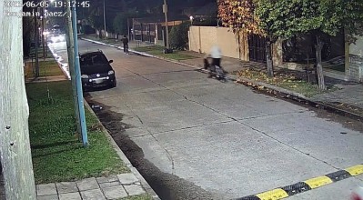 Video: usaron un cami&oacute;n viejo como "torre de vigilancia" para planear un audaz robo