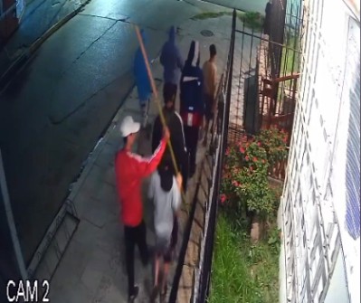 Video: se conoci&oacute; otro ataque de los "nenes rompec&aacute;maras" en el centro rodriguense