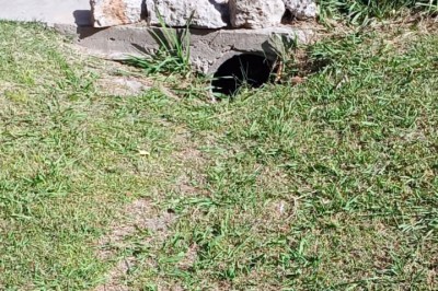 "Nadie se hace cargo": vecina reclama por el zanjeo de una cuadra y las complicaciones que padecen