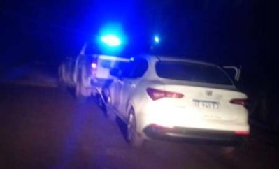 Motochorros atacaron a un remisero mientras transportaba a un pasajero en Colectora Norte
