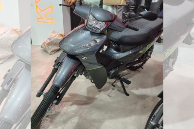 No perdonan a nadie: motochorros amenazaron a una jubilada para quitarle la moto