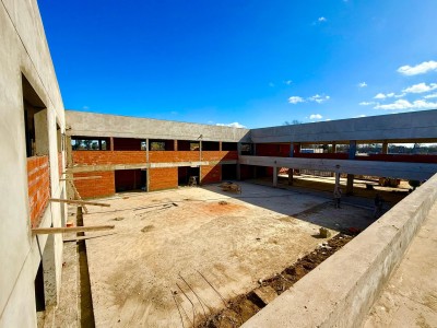 En qué estado está la construcción de la nueva escuela primaria del barrio Güemes