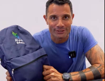 Puentes sum&oacute; una nueva denuncia a Mauro Garc&iacute;a: pide que le embarguen el sueldo por la entrega de mochilas con su logo