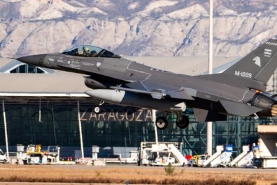 General Rodríguez, el "cinturón de seguridad áereo" para la presentación oficial de los aviones F-16
