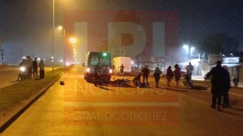 Choque en Ruta 24 dejó dos personas gravemente heridas